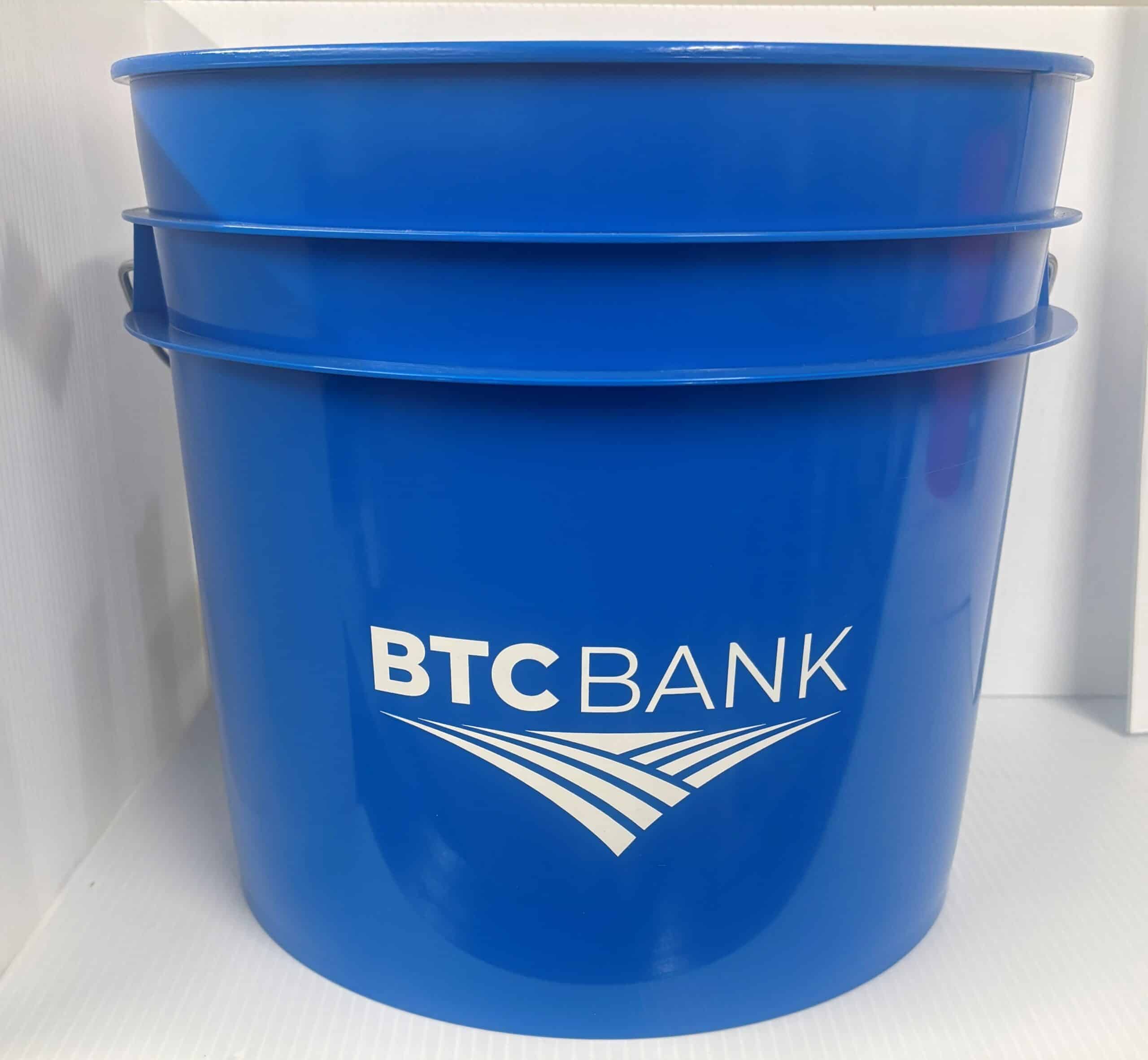 3.5 gal. Plastic Bucket - Image 2